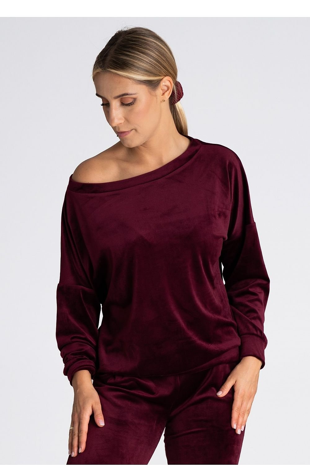 Boat neckline top