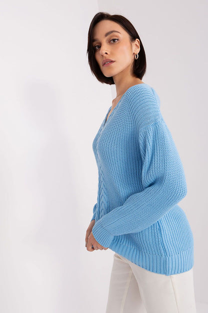 V-neck jumper lightblue