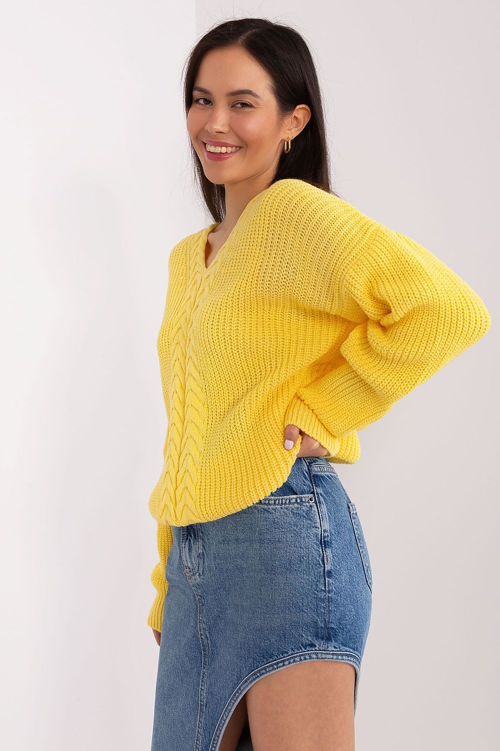 V-neck jumper yellow