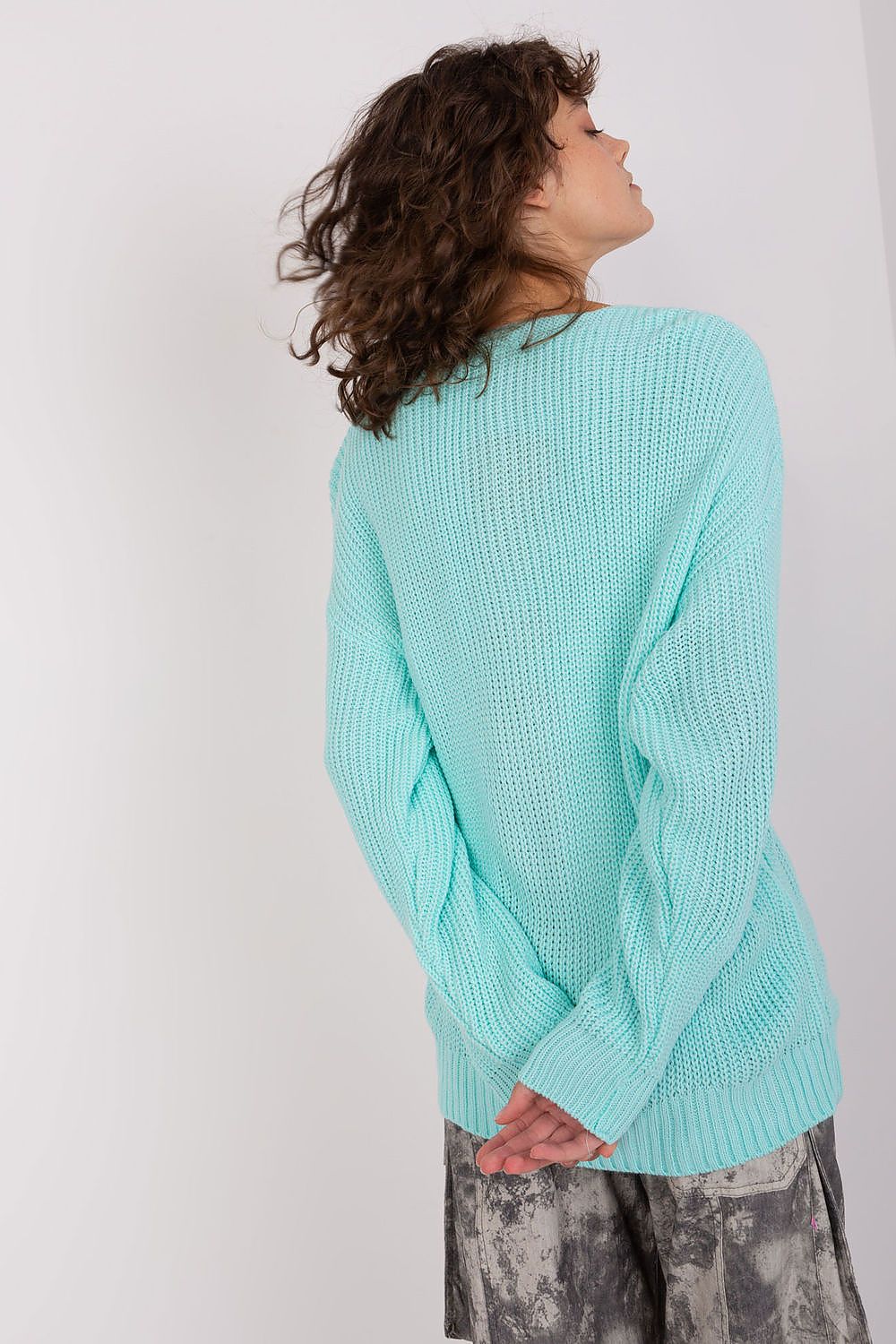 V-neck jumper cyan