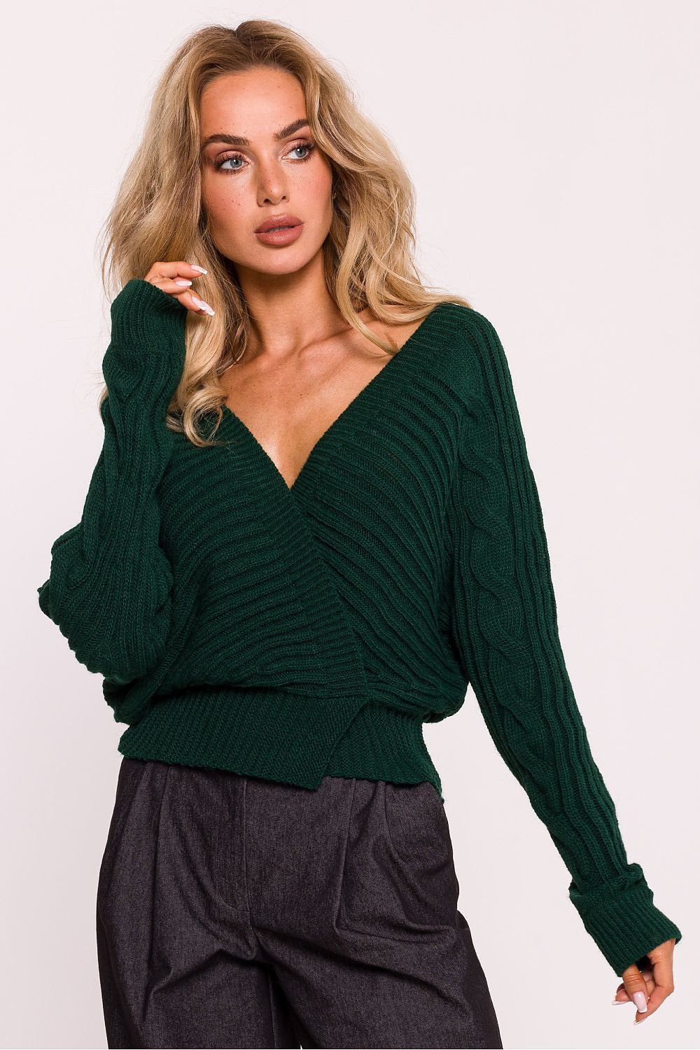 Ribbed yarn sweater