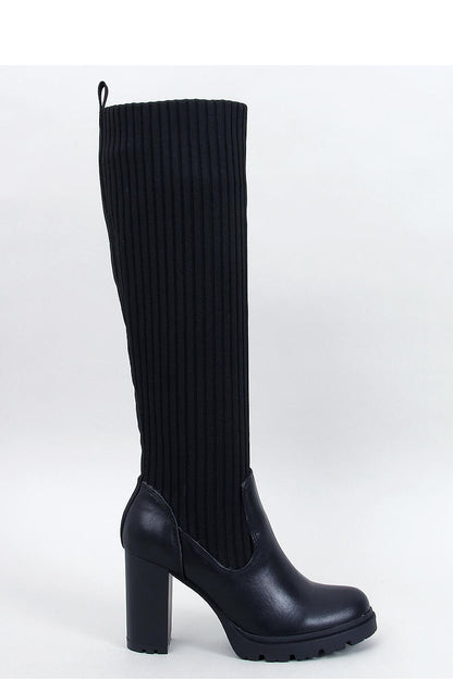 Leatherette knee boots