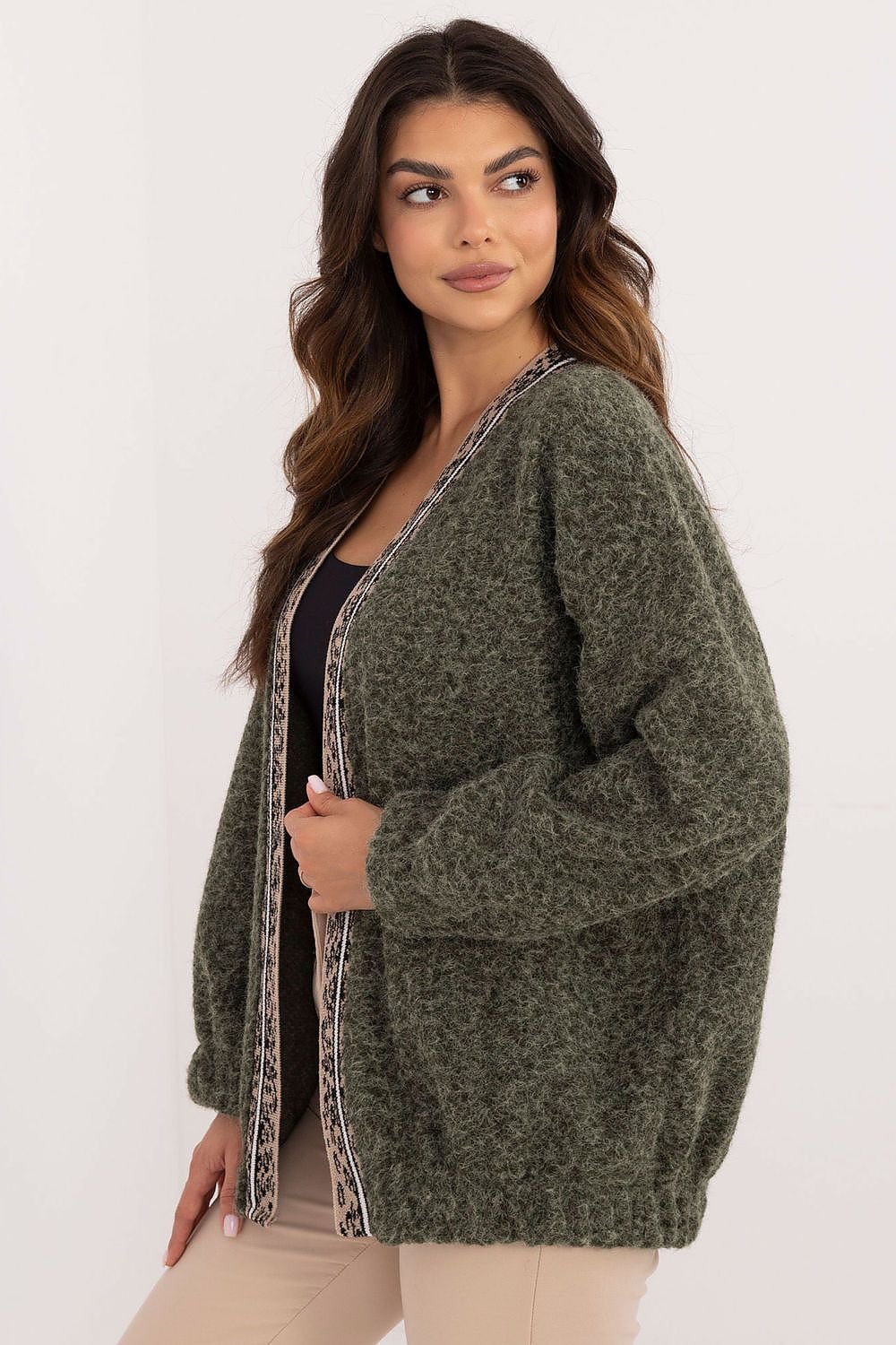 Unbuttoned cardigan with trim