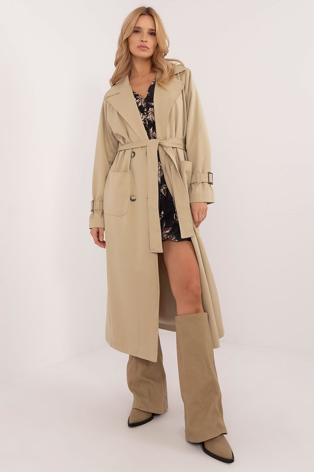 Ideal trenchcoat