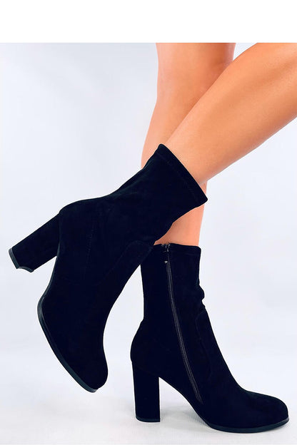 Suede block boots black