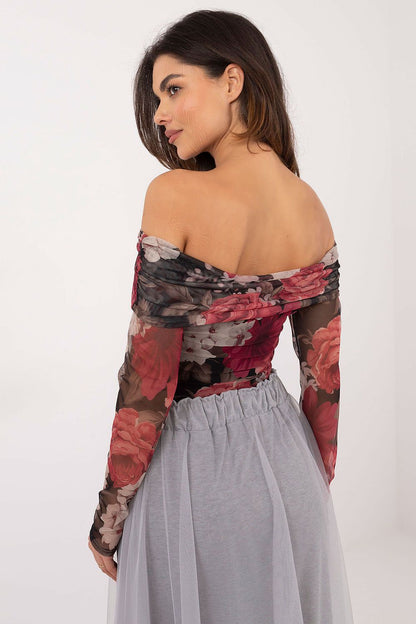 Nett off-shoulder top