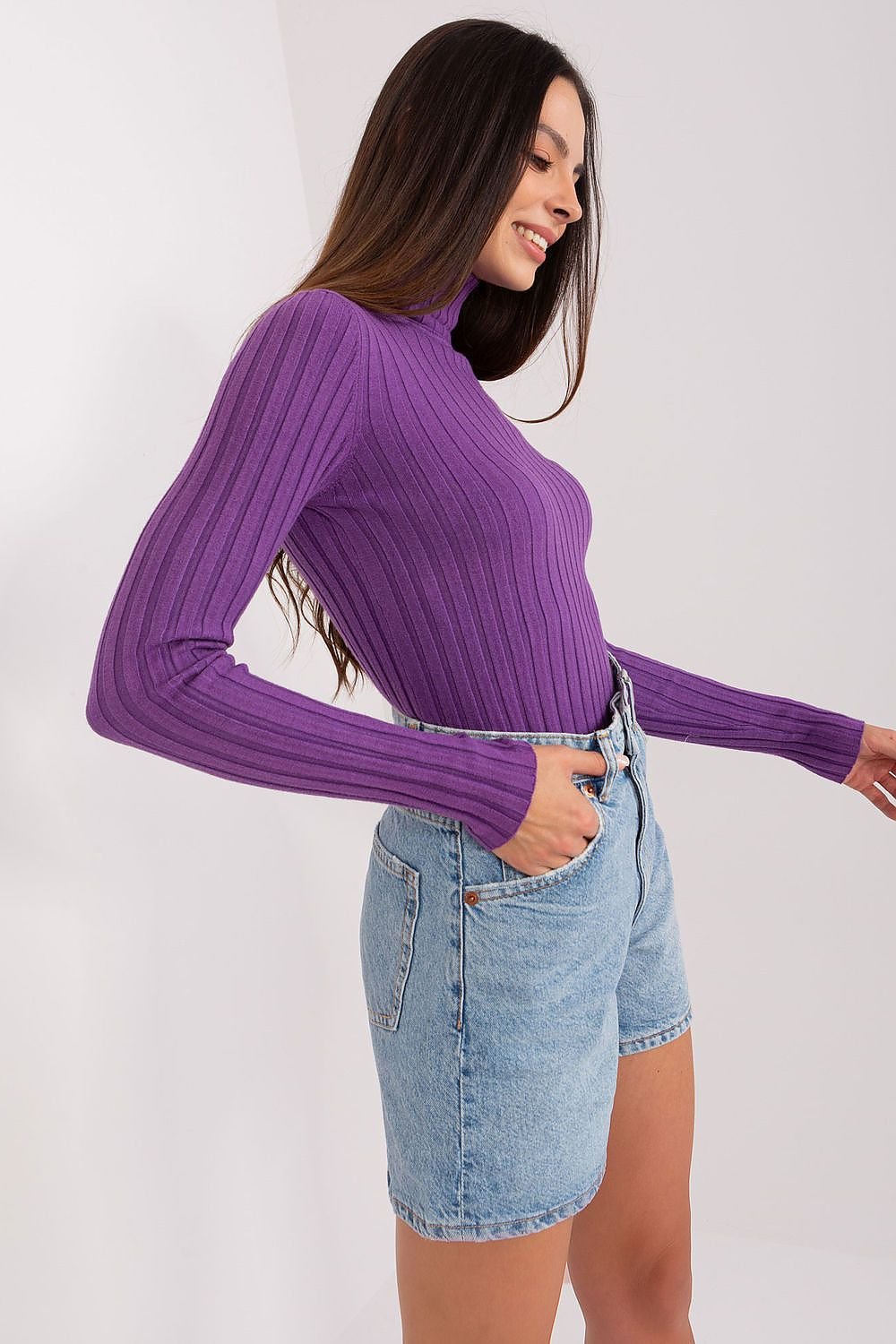 Basic ribbed turtleneck