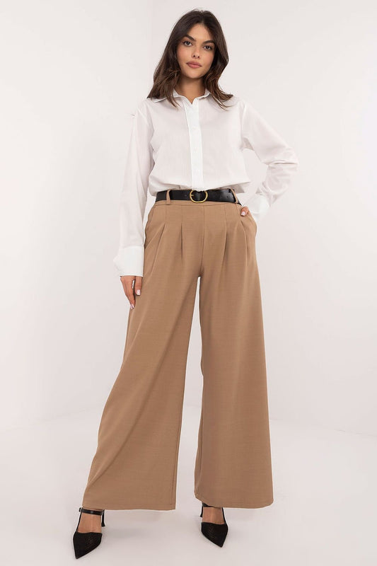 Wide leg trousers