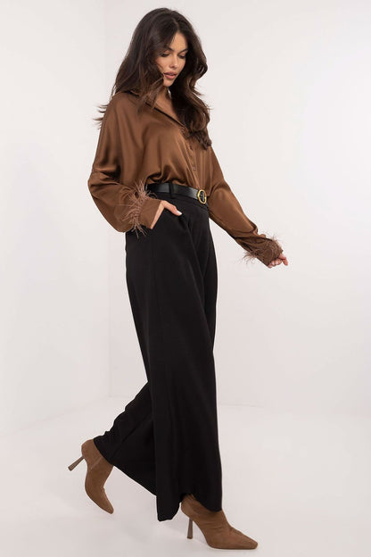 Wide leg trousers