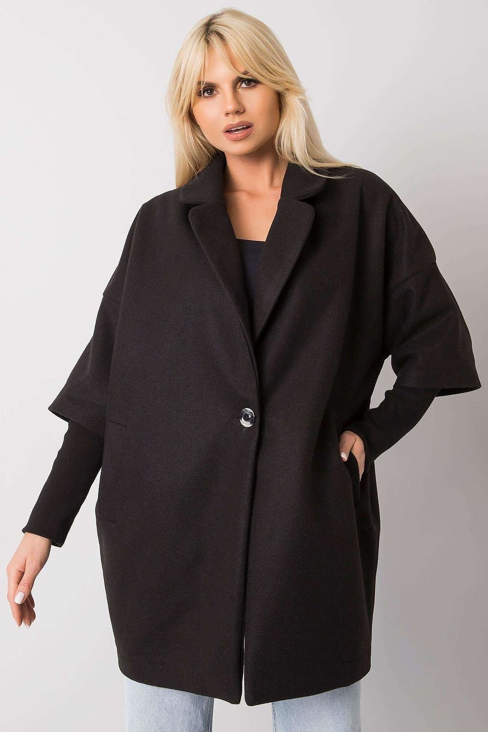 Loose fit coat