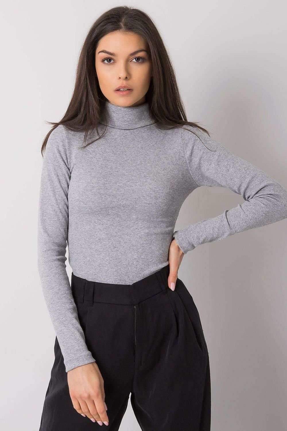 Turtleneck basic cut