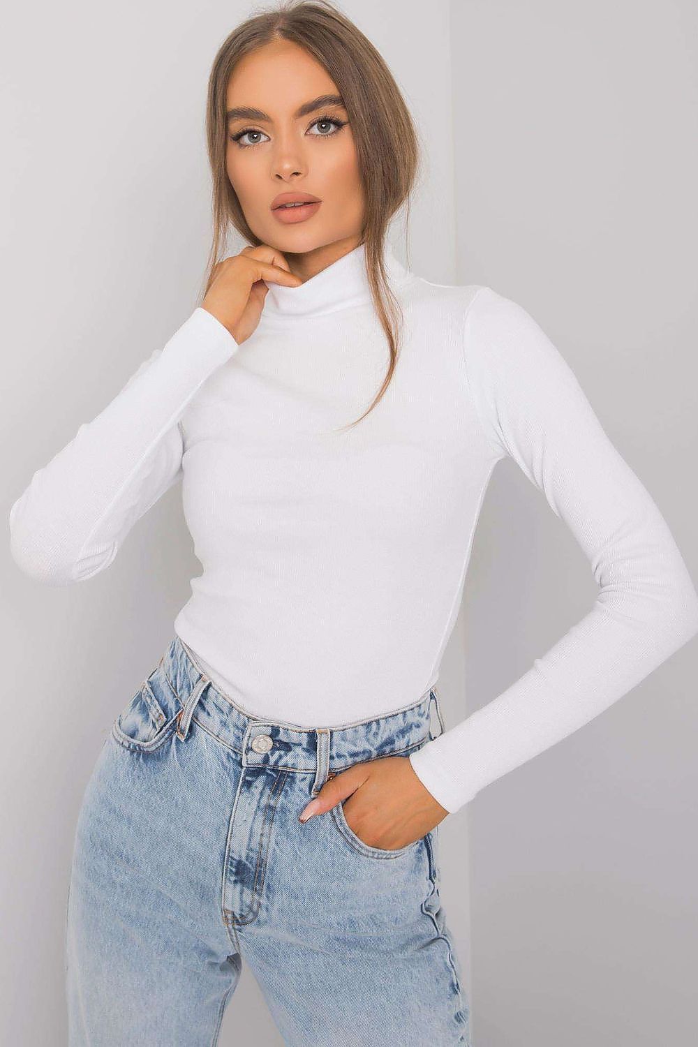 Turtleneck basic cut